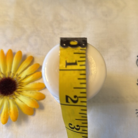 🍇 VINTAGE, Milk White Beautiful Grape Design Port Style Glasses w/ “G” insignia. - Picture 8 of 10